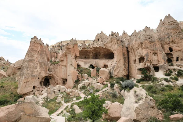 Kaya oluşumları Zelve Vadisi, Cappadocia