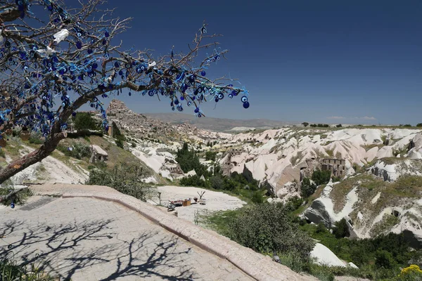 Uchisar Castle and Evil Eye Beads Tree in Cappadocia — Stock Photo, Image