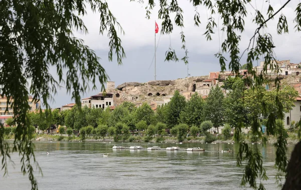 Río Kizilirmak en la ciudad de Avanos, Turquía —  Fotos de Stock