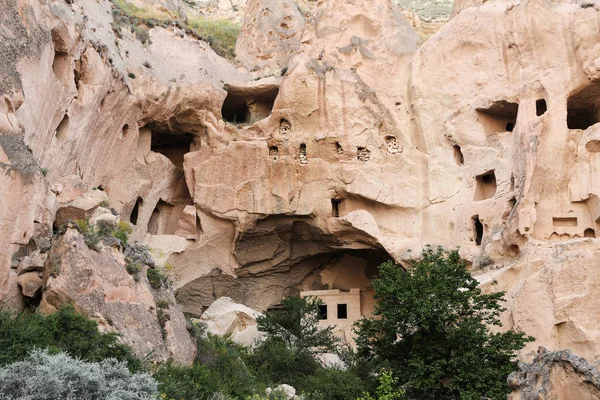 Faragott szobák Zelve völgyben, Cappadocia — Stock Fotó