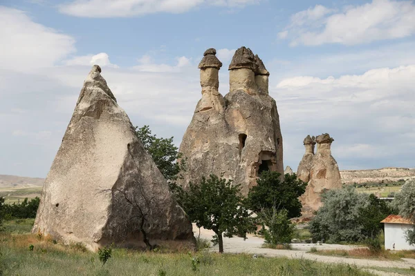 Formacje skalne w Pasabag dolinie mnichów, Cappadocia — Zdjęcie stockowe