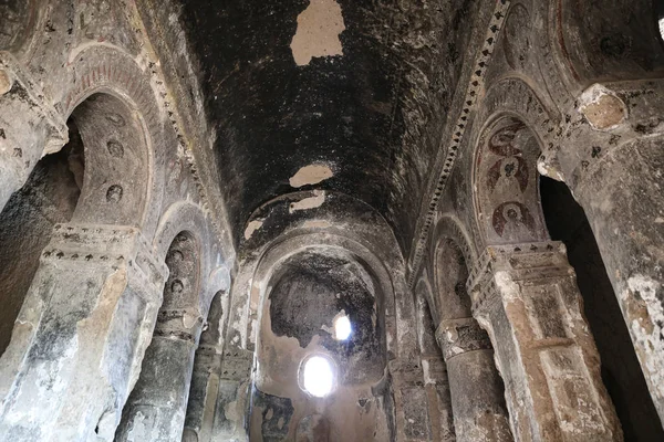 Intérieur du monastère de Selime en Cappadoce, Turquie — Photo