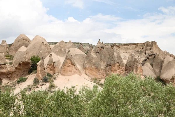 A Devrent-völgyben, Cappadocia sziklaalakzatok — Stock Fotó