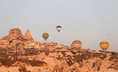 Sıcak hava balonları bitti Göreme şehir