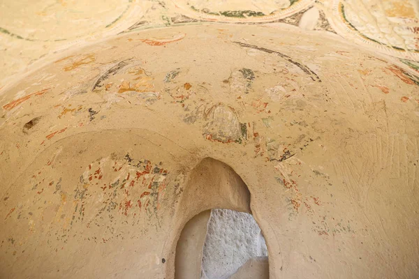 Dentro de una Iglesia Cueva, Capadocia, Turquía — Foto de Stock