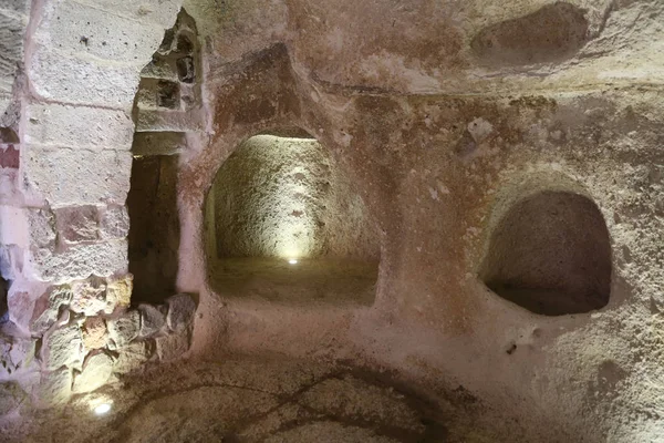 Deur in Uchisar kasteel, Cappadocië, Turkije — Stockfoto