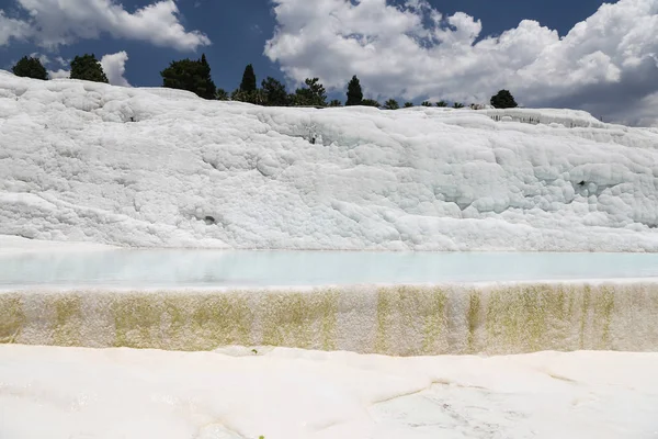 Τραβερτίνες στην Pamukkale — Φωτογραφία Αρχείου