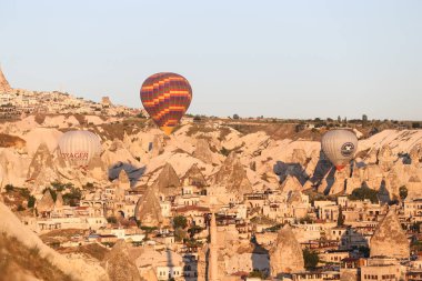 Sıcak hava balonları bitti Göreme şehir