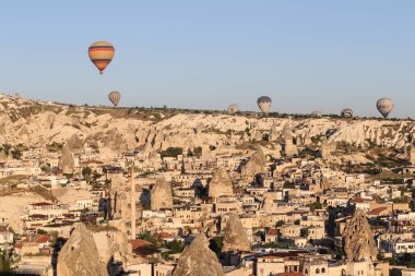 Sıcak hava balonları bitti Göreme şehir