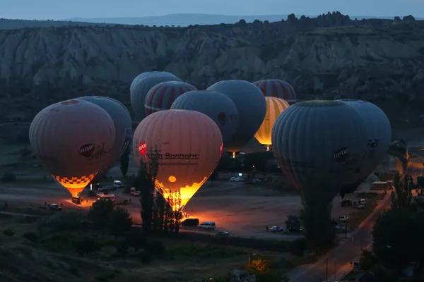 Hot Air Balloons in Cappadocia Valleys — Stock Photo, Image