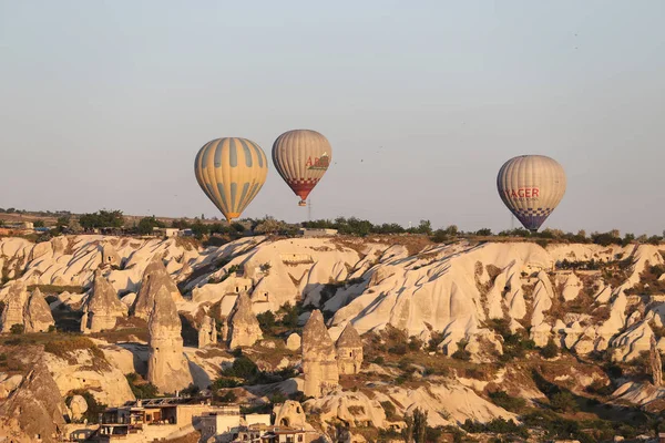Sıcak hava balonları bitti Göreme şehir