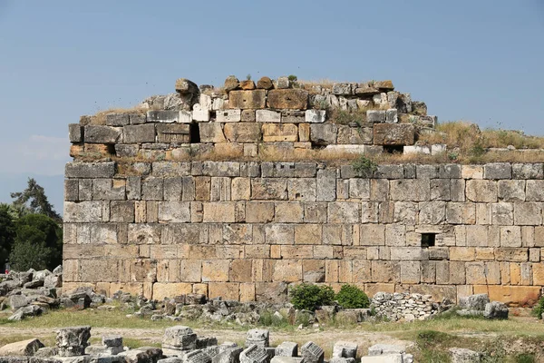 Ερείπια στην αρχαία πόλη της Ιεράπολης, Τουρκία — Φωτογραφία Αρχείου