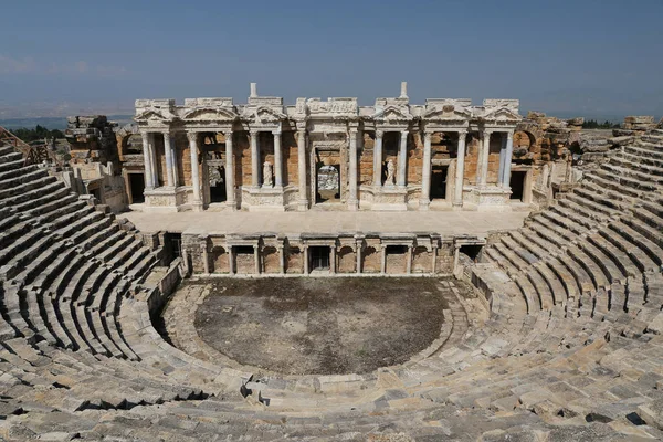 Hierapolis tiyatro Türkiye'de