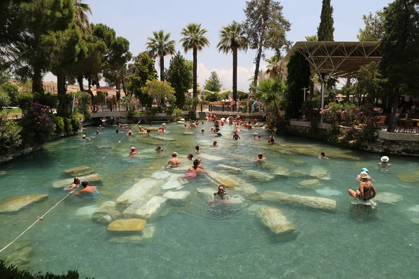Античный бассейн в Иераполисе Древний город, Турция — стоковое фото