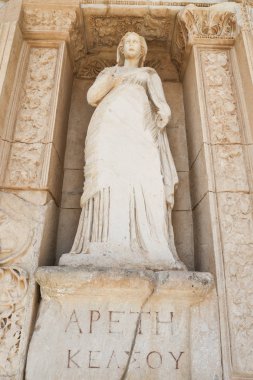 Kişileştirme erdem, Efes Antik Kenti Arete heykeli