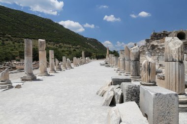 Efes devlet Agora sokakta