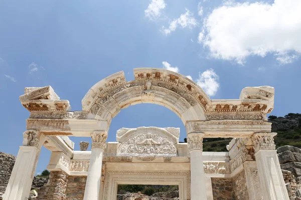 Templo de Adriano en Éfeso Ciudad Antigua —  Fotos de Stock