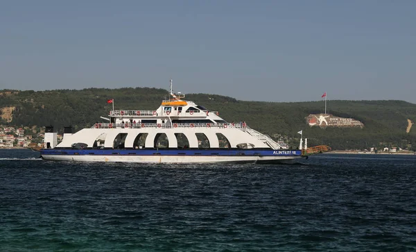 Ferry in Canakkale — Stock Photo, Image