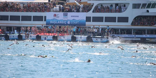 Samsung Bosphorus Cross Continental Swimming Competition 2017 — Stock Photo, Image