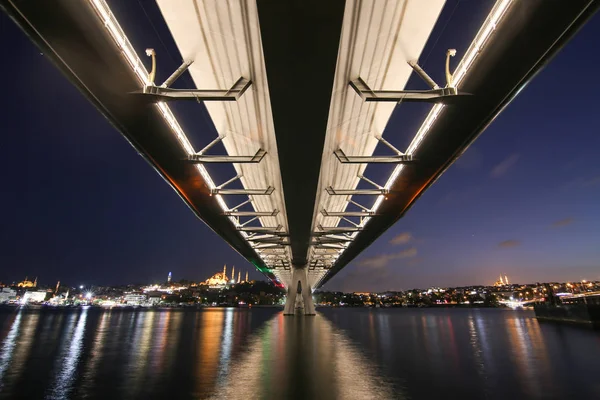 Golden Horn Metro Bridge in Istanbul, Turkey — Stock Photo, Image