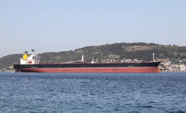 kargo gemisi denizde