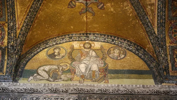 Kejserliga gate mosaik i Hagia Sofia-museet — Stockfoto