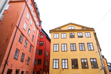 Renkli binalarda Gamla Stan, Stockholm, İsveç