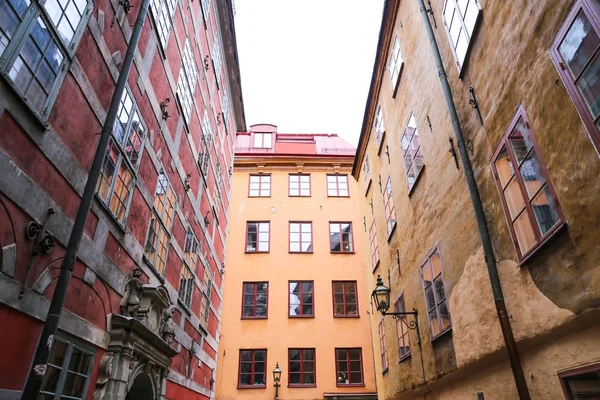 Edificios coloridos en Gamla Stan, Estocolmo, Suecia —  Fotos de Stock