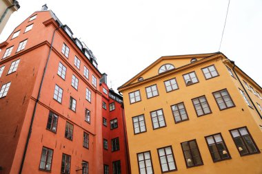 Renkli binalarda Gamla Stan, Stockholm, İsveç