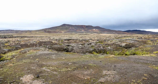 Krafla 火山的区域在冰岛 — 图库照片