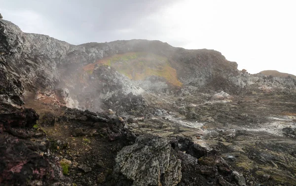 Leirhnjukur lava fält i Island — Stockfoto