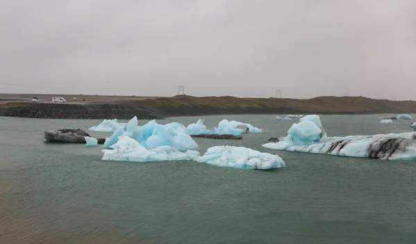 Ledovce v Jokulsarlon ledové říční laguně, Island — Stock fotografie