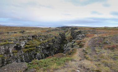 Vadi Thingvellir Milli Parkı'nda, güneybatı İzlanda