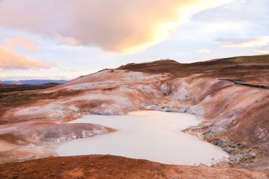Lake Leirhnjukur lav alanında, İzlanda