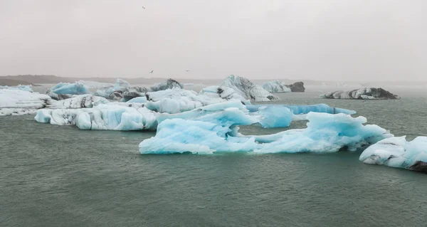 Buzdağları Jokulsarlon buzul nehir Lagoon, İzlanda — Stok fotoğraf