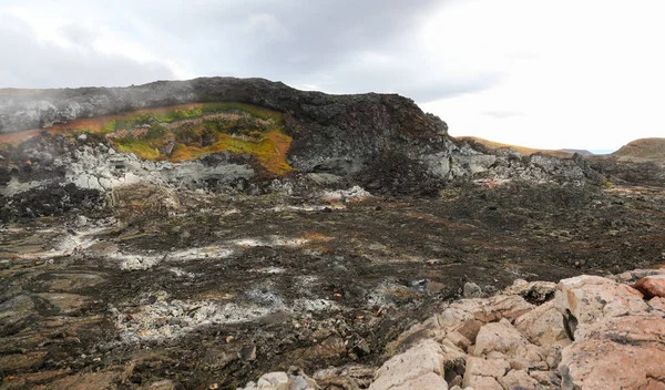 Leirhnjukur lava fält i Island — Stockfoto