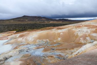 Lake Leirhnjukur lav alanında, İzlanda