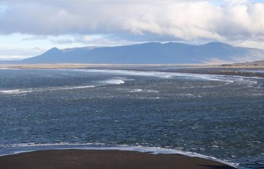 İzlanda 'daki Kara Kum Sahili