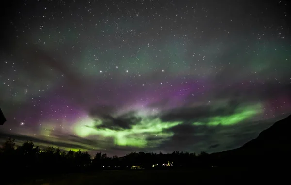 Northern Lights over Iceland — Stock Photo, Image