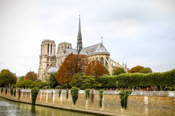 Notre-Dame von Paris — Stockfoto