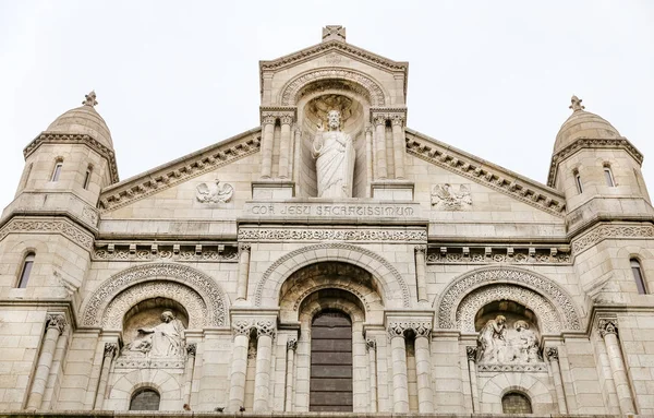 Basílica del Sacre Coeur en Montmartre, París, Francia — Foto de Stock