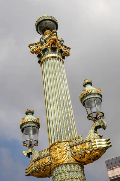 Lighting pole in Place de la Concorde, Paris, France — Stock Photo, Image