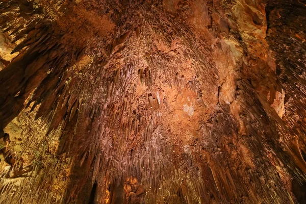 Formations en Damlatas Cave, Alanya, Antalya, Turquie — Photo