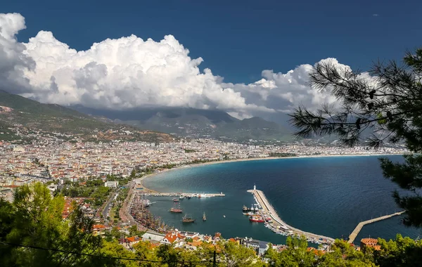 Alanya stad in Antalya, Turkije — Stockfoto