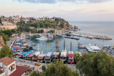Antalya Limanı, Türkiye'de tekneler