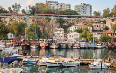 Antalya Limanı, Türkiye'de tekneler