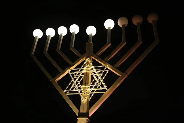 Hanukkiah, Menorah con nueve ramas — Foto de Stock