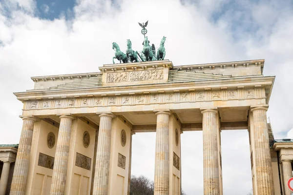 Brandenburgi kapu Berlinben, Németországban — Stock Fotó