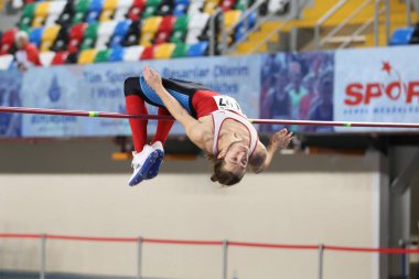 Türkiye Atletizm Federasyonu kapalı Atletizm rekor denemesi yarış