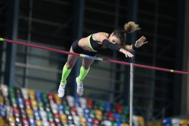 Türkiye Atletizm Federasyonu kapalı Atletizm rekor denemesi yarış